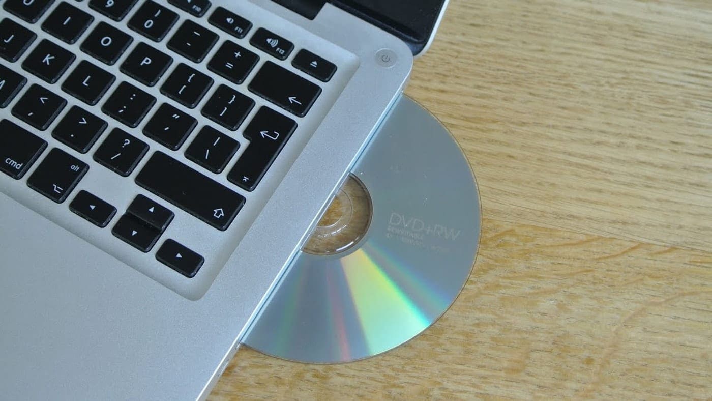 Remove Stuck DVD’s & CD’s from Your MacBook Pro