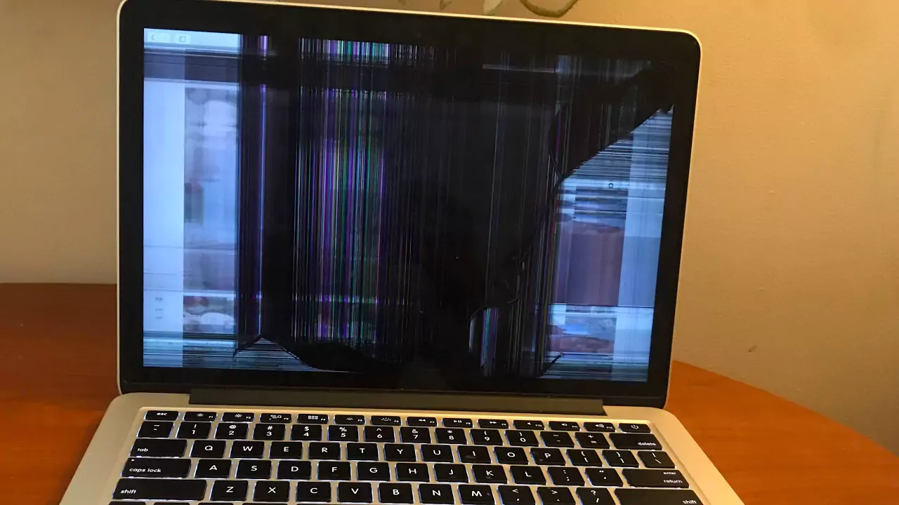 Broken MacBook Screen