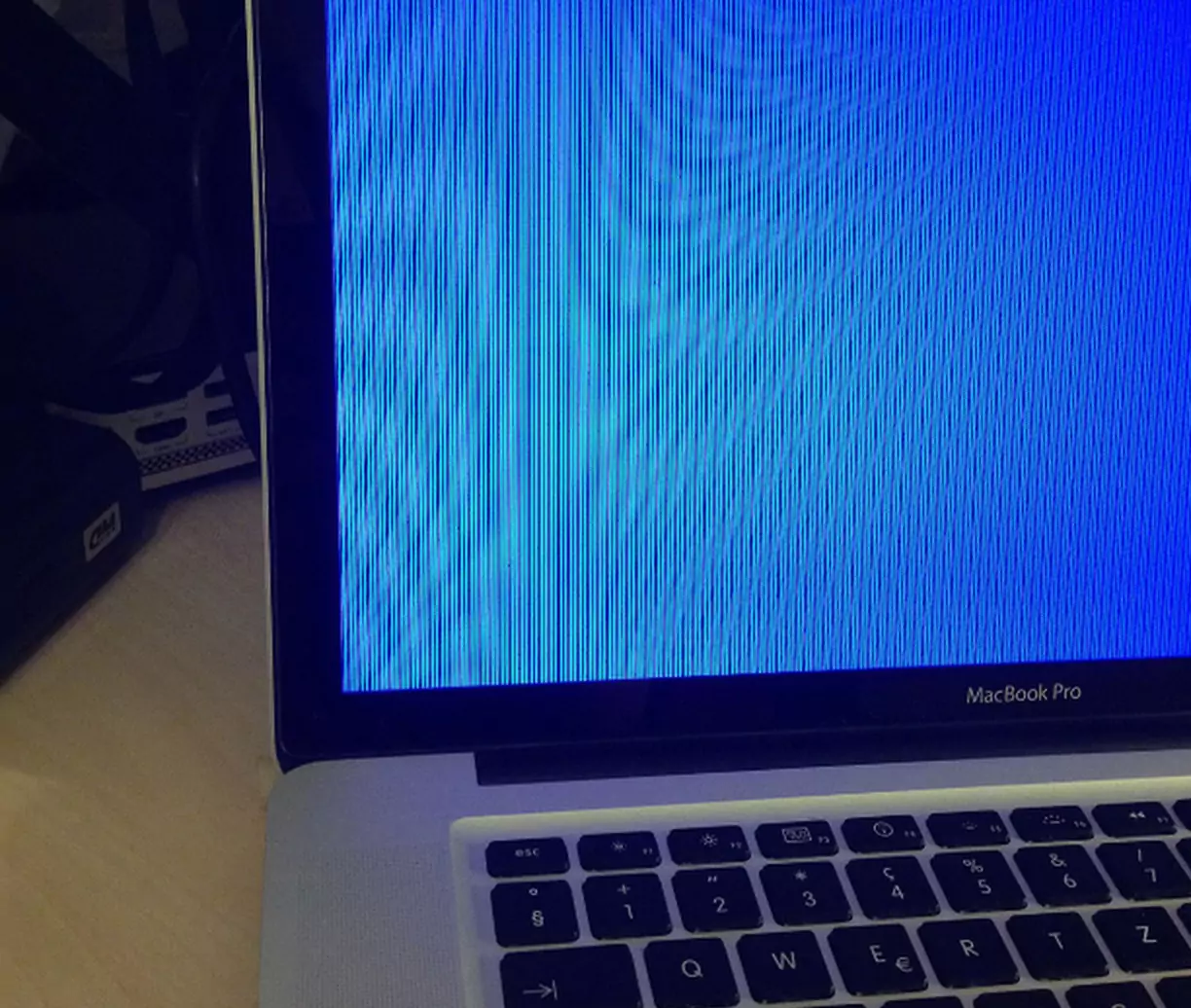 Blue Screen MacBook Pro